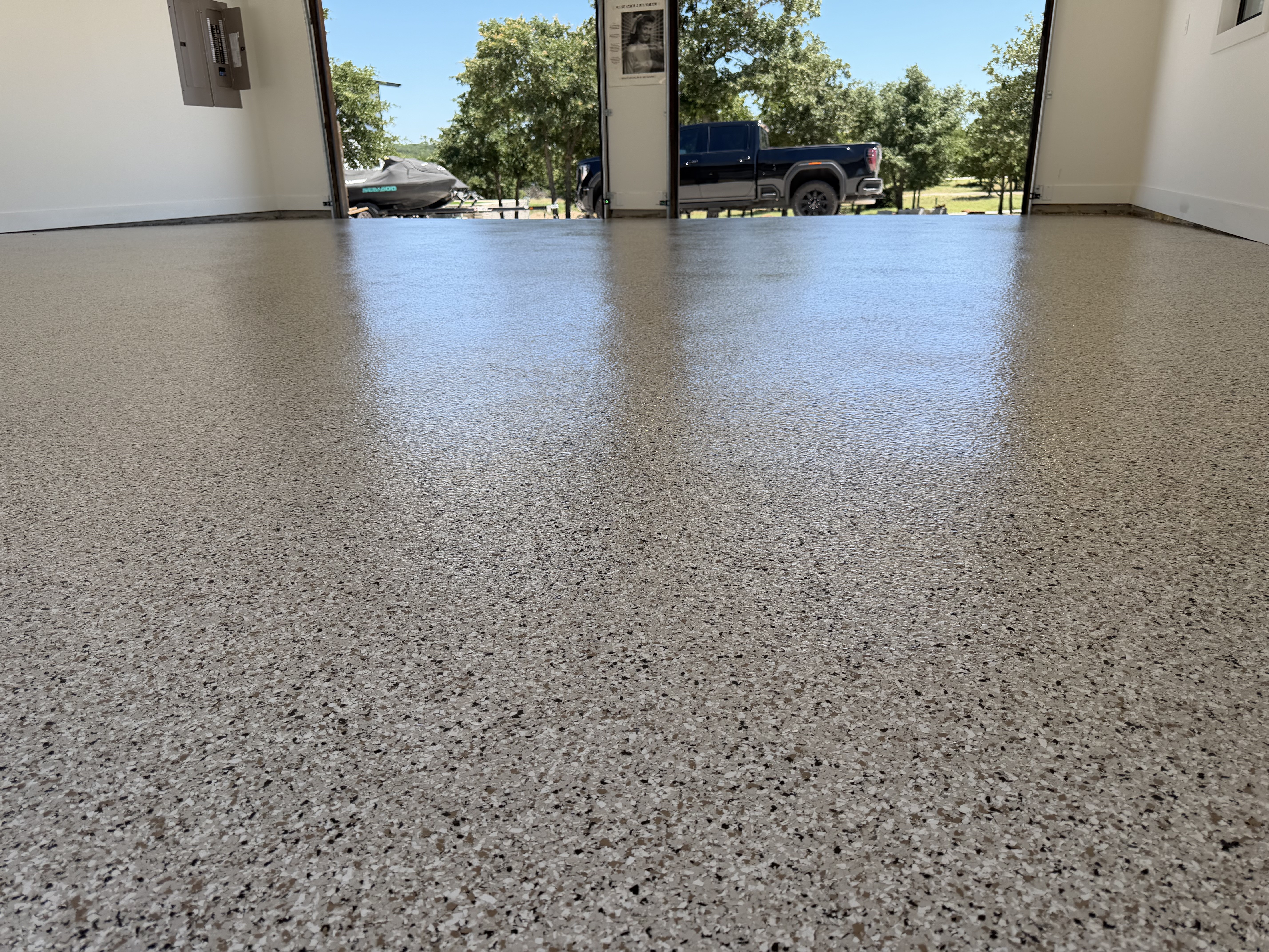Flake epoxy garage flooring Abilene TX